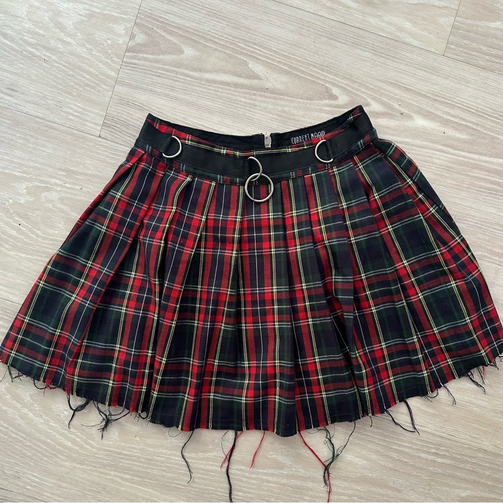 Current Mood Plaid Mini Skirt - Picture 3 of 7